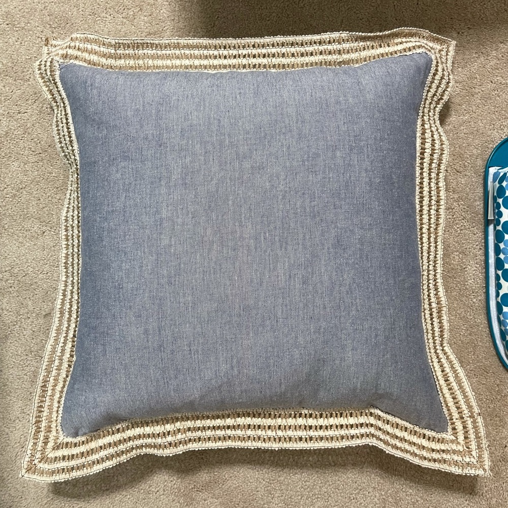 ACCENT PILLOW COVER